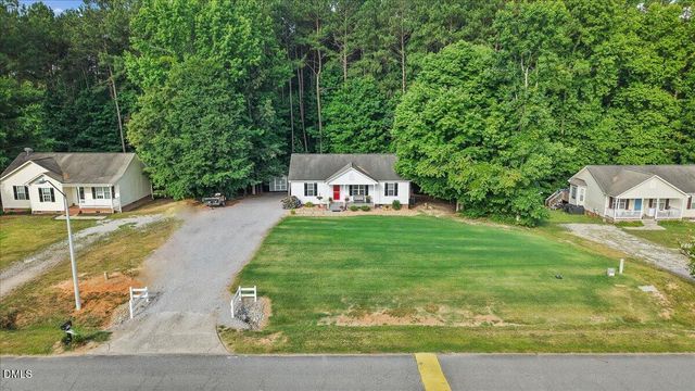 618 Lockwood Drive, Clayton, NC 27527