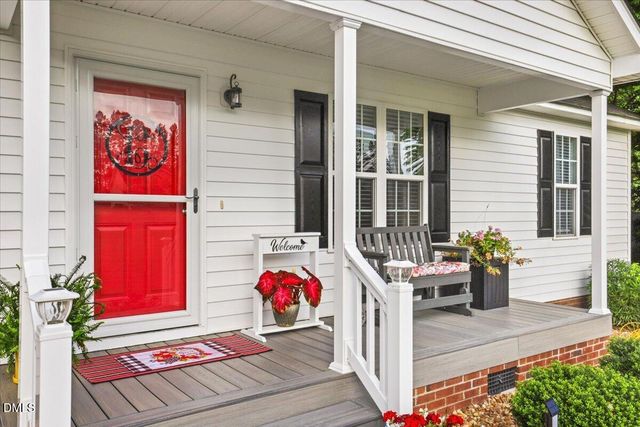 618 Lockwood Drive, Clayton, NC 27527