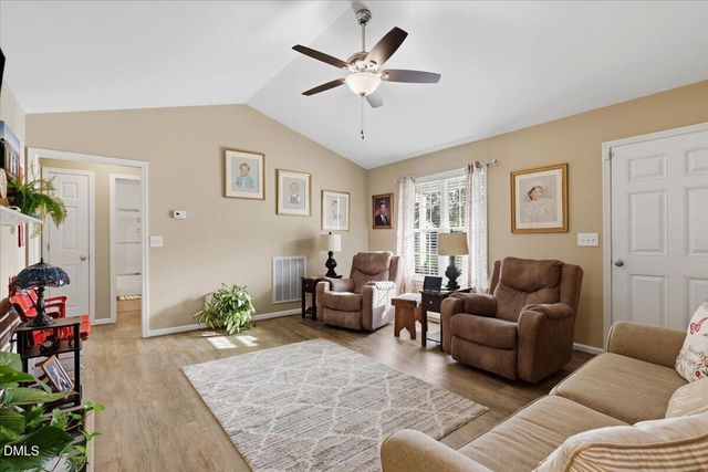 618 Lockwood Drive, Clayton, NC 27527
