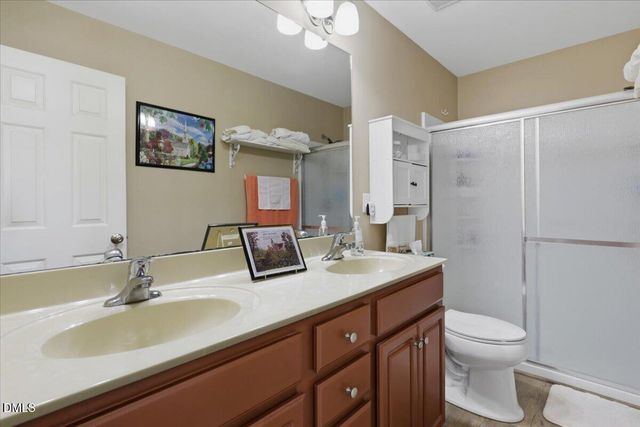618 Lockwood Drive, Clayton, NC 27527