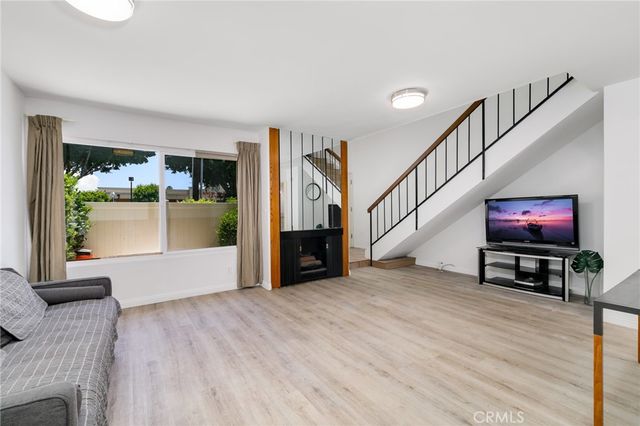 1231 S Golden West 11, Arcadia, CA 91007