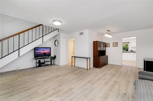 1231 S Golden West 11, Arcadia, CA 91007