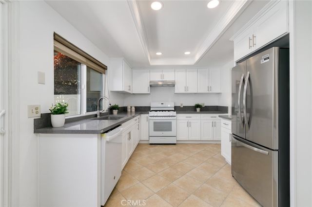 1231 S Golden West 11, Arcadia, CA 91007