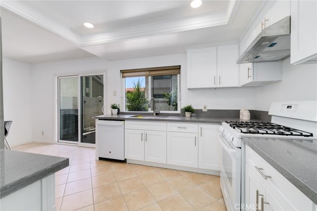 1231 S Golden West 11, Arcadia, CA 91007