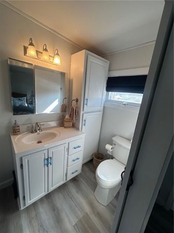 64 Burnside Avenue, Narragansett, RI 02882