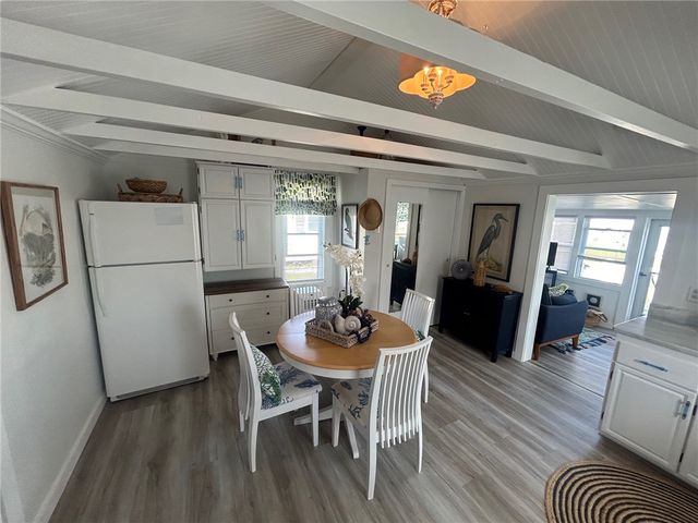 64 Burnside Avenue, Narragansett, RI 02882