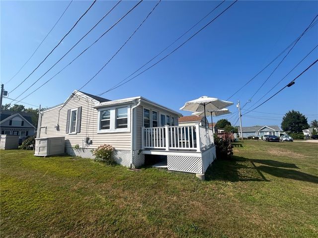 64 Burnside Avenue, Narragansett, RI 02882