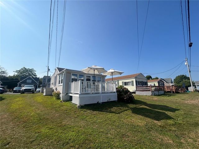 64 Burnside Avenue, Narragansett, RI 02882