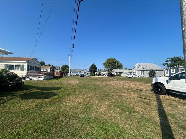 64 Burnside Avenue, Narragansett, RI 02882