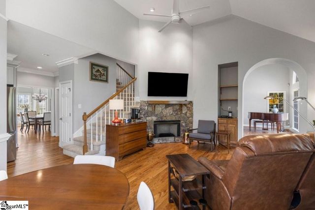 30 Winged Foot Court, Spartanburg, SC 29306