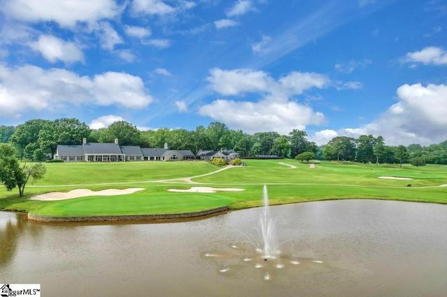 30 Winged Foot Court, Spartanburg, SC 29306