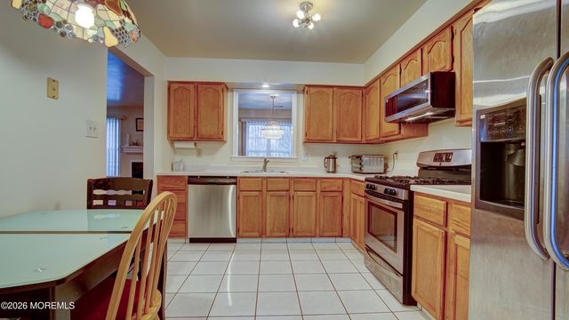 104 Wellington Court 1-4, Manalapan, NJ 07726