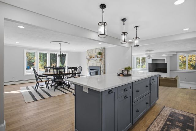 7 Tokanel Road, Windham, NH 03087