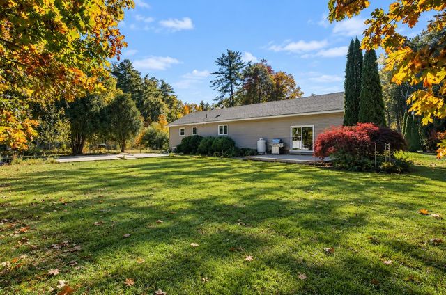7 Tokanel Road, Windham, NH 03087