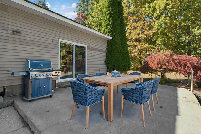 7 Tokanel Road, Windham, NH 03087
