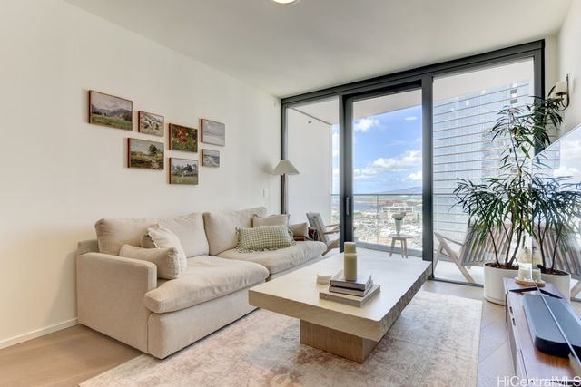 1000 Auahi Street 2607, Honolulu, HI 96814