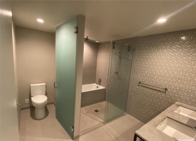 1000 Auahi Street 2607, Honolulu, HI 96814
