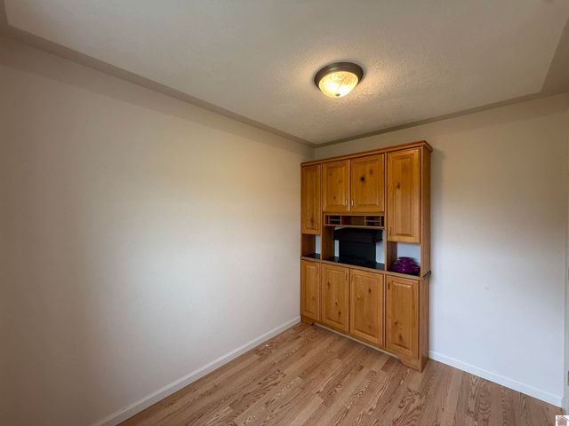 454 Snow Rd, Murray, KY 42071