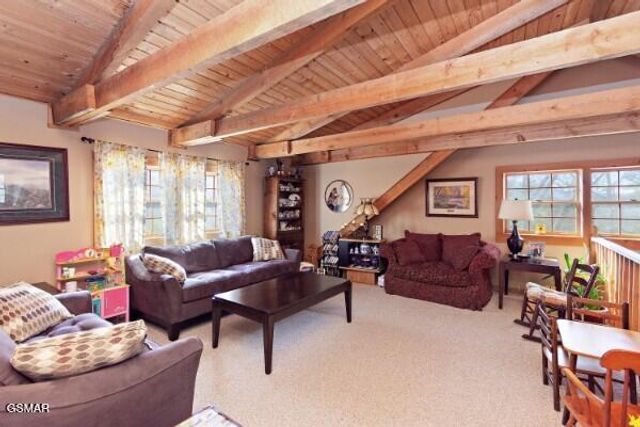 549 Geneva Drive, Gatlinburg, TN 37738