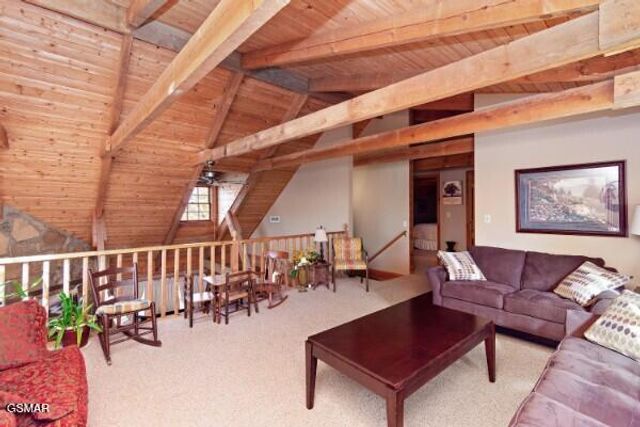 549 Geneva Drive, Gatlinburg, TN 37738