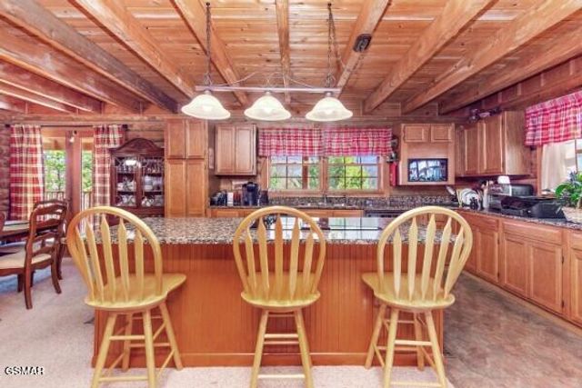 549 Geneva Drive, Gatlinburg, TN 37738