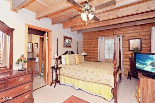 549 Geneva Drive, Gatlinburg, TN 37738