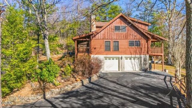 549 Geneva Drive, Gatlinburg, TN 37738