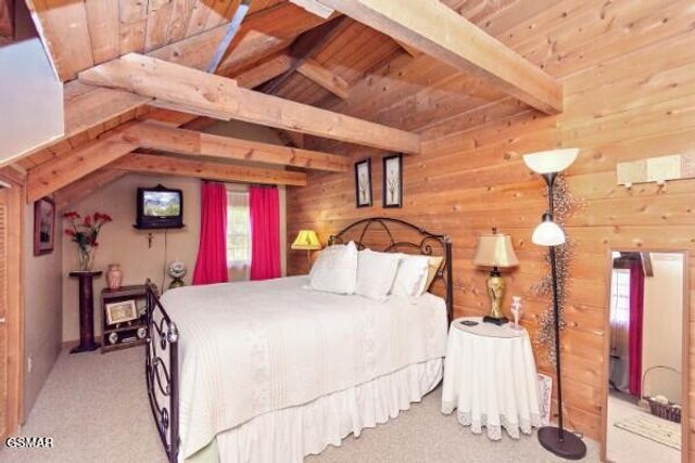 549 Geneva Drive, Gatlinburg, TN 37738