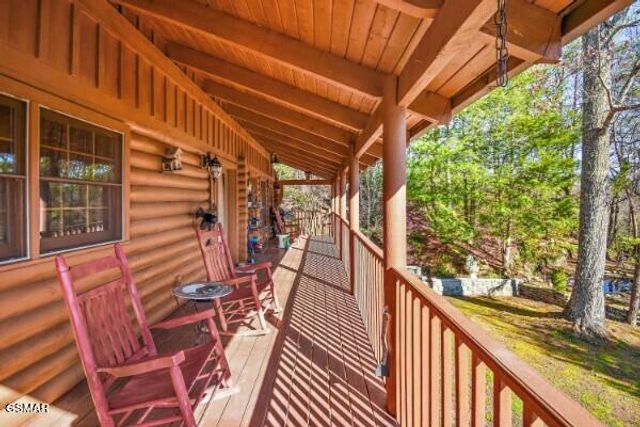 549 Geneva Drive, Gatlinburg, TN 37738