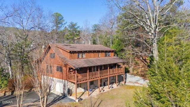549 Geneva Drive, Gatlinburg, TN 37738