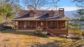 549 Geneva Drive, Gatlinburg, TN 37738