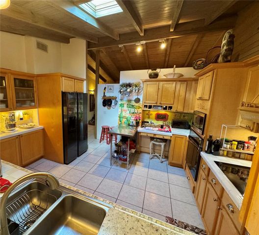 11816 SE COUNTY ROAD 234, Micanopy, FL 32667
