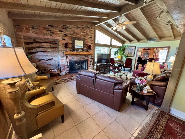 11816 SE COUNTY ROAD 234, Micanopy, FL 32667