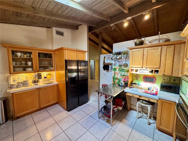 11816 SE COUNTY ROAD 234, Micanopy, FL 32667