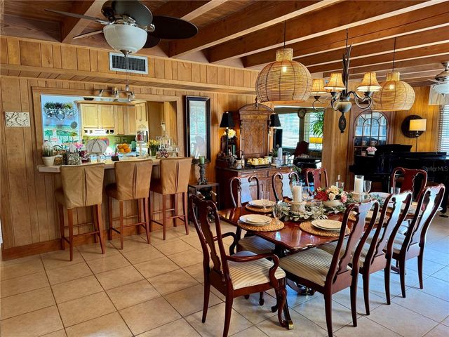 11816 SE COUNTY ROAD 234, Micanopy, FL 32667