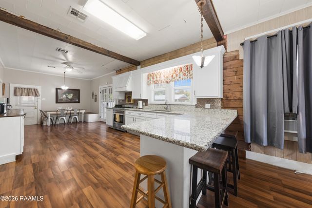 322 S Main Street, Breaux Bridge, LA 70517