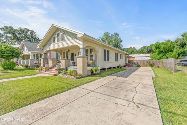 322 S Main Street, Breaux Bridge, LA 70517