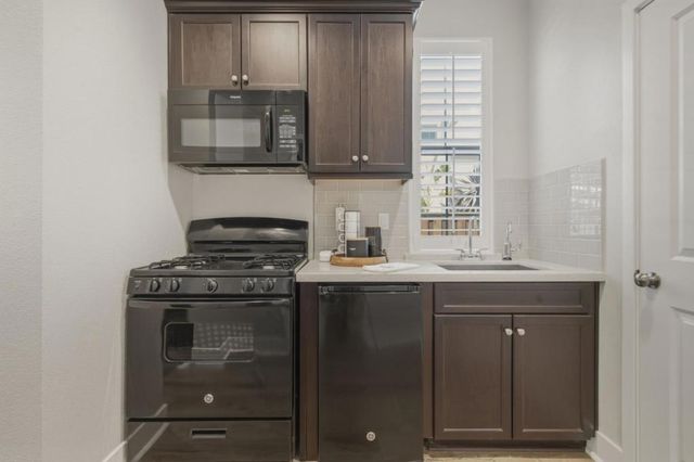 177 Peral Avenue, Morgan Hill, CA 95037