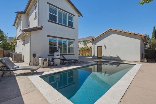 177 Peral Avenue, Morgan Hill, CA 95037