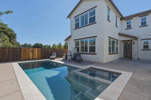 177 Peral Avenue, Morgan Hill, CA 95037