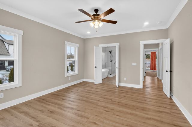 746 N Russell St, Portland, TN 37148