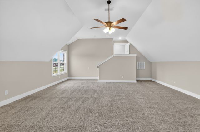 746 N Russell St, Portland, TN 37148