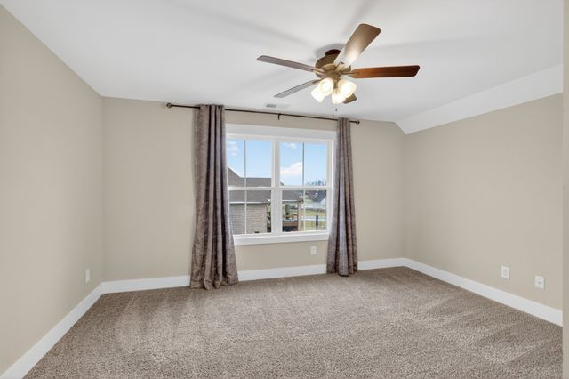 746 N Russell St, Portland, TN 37148