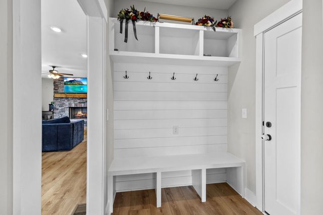 746 N Russell St, Portland, TN 37148