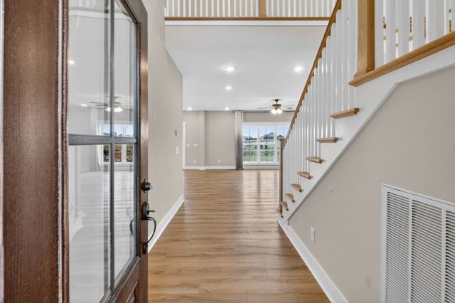 746 N Russell St, Portland, TN 37148