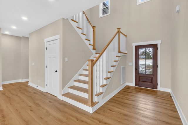 746 N Russell St, Portland, TN 37148