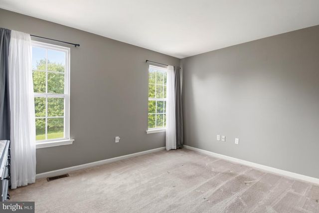 225 TOLLGATE RD, Quakertown, PA 18951