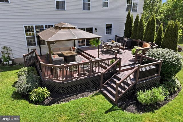 225 TOLLGATE RD, Quakertown, PA 18951