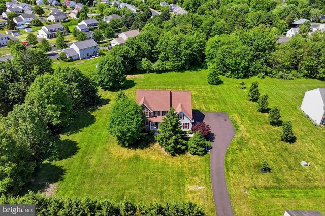 225 TOLLGATE RD, Quakertown, PA 18951