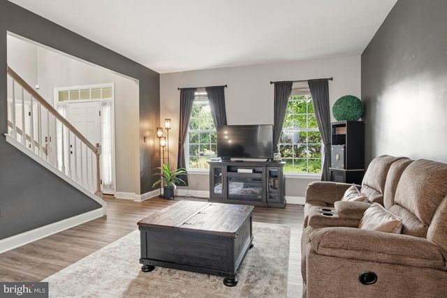 225 TOLLGATE RD, Quakertown, PA 18951